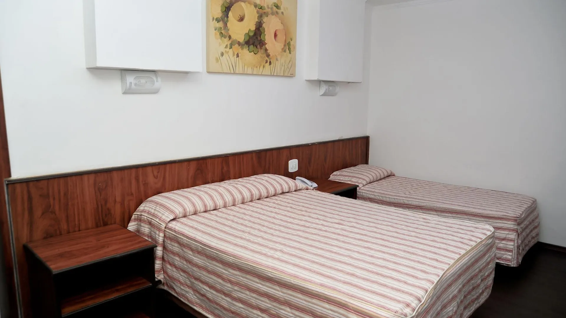 Hotel Euro Suite Sao Paulo By Nacional Inn - A 600 Metros Da Rua 25 De Marco