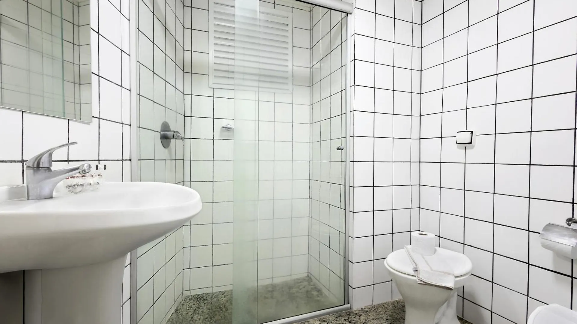 Hotel Euro Suite Sao Paulo By Nacional Inn - A 600 Metros Da Rua 25 De Marco